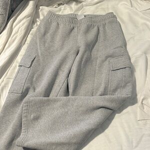 Aritzia Cargo Pants in Light Gray